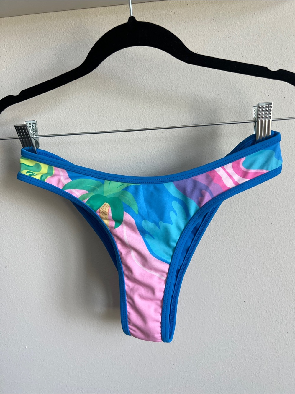 93 play street Bikini Bottoms